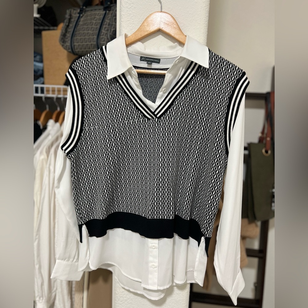 ADRIANNA PAPELL Black and White Women's Top